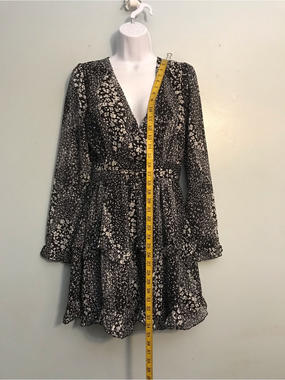 Lulu's Black & White Floral Long-Sleeve V-Neck Mini Dress - Picture 10 of 10